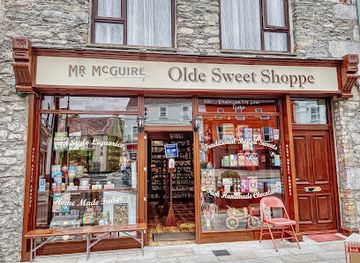 ireland/killarney/shop/mr-mcguires-olde-sweetshop