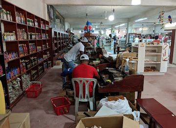 dominican-republic/eastern-plains/shop/h-j-gift-shop