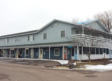 wisconsin/madeline-island/shop/lakeview-place-shopping-center