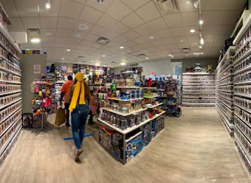 california/glendale/shop/super-fantasy-land