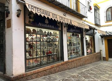 spain/seville/santa-cruz/shop/lunares-sevilla