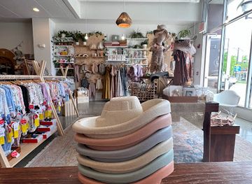 iowa/des-moines/shop/janes-family-shop