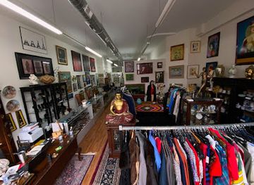 illinois/chicago/shop/unique-antiques-chicago