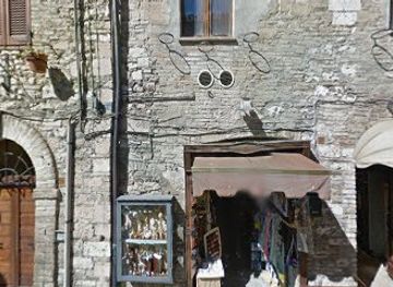 italy/assisi/shop/la-luna-nel-pozzo-di-maitini-patrizia