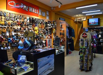 bolivia/andean-valleys/shop/thewall-bolivia-av-6-de-agosto