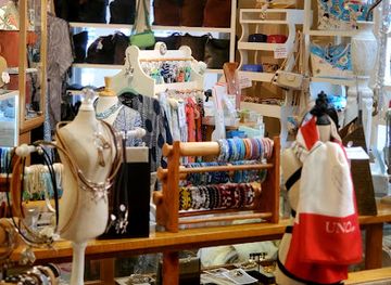 south-carolina/hilton-head-island/shop/gifted-hilton-head