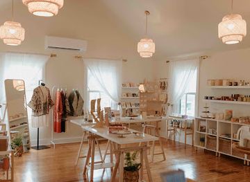 virginia/northern-neck/shop/daily-magic