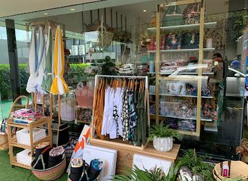australia/gold-coast/shop/honeysuckle-store