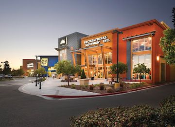 california/mountain-view/shop/charleston-plaza