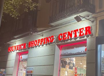 spain/madrid/shop/souvener-shopping-center