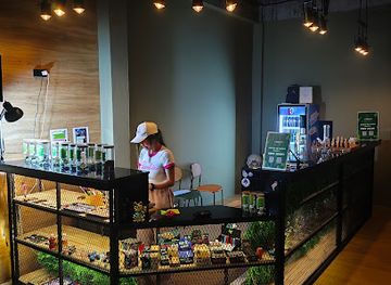 thailand/koh-samui/maenam/shop/a-weed-mae-nam-cannabis-store-marijuana-shop-dispensary-koh-samui