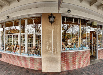 new-mexico/santa-fe/downtown-santa-fe/shop/sunwest-on-the-plaza