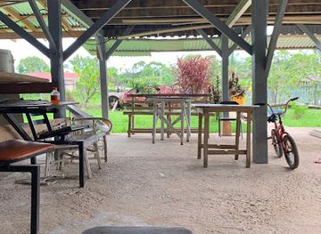 guyana/linden/shop/johnny-grocery-shop