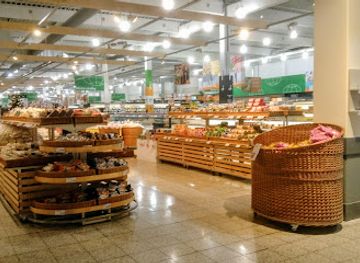czechia/jeseniky-mountains/shop/globus-opava
