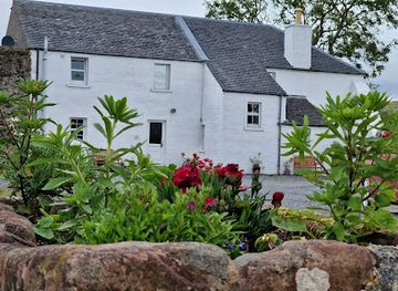 united-kingdom/isle-of-jura/shop/persabus-farm-accommodation-and-pottery
