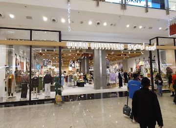 bahrain/manama/manama-city-center/shop/urban-outfitters