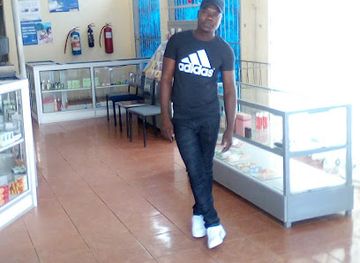 zimbabwe/mana-pools-national-park/shop/glitz-glamour