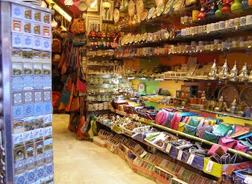 spain/sierra-nevada/shop/alcaiceria