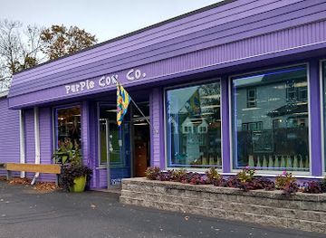 rhode-island/beavertail-state-park/shop/purple-cow-co
