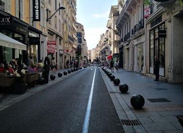 france/provence/shop/rue-d-antibes