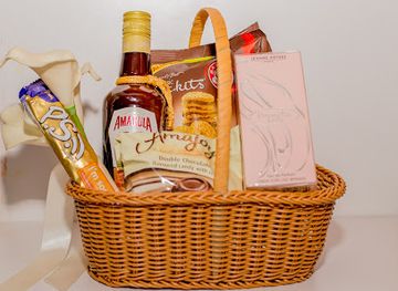 namibia/oshikoto/shop/lux-hampers