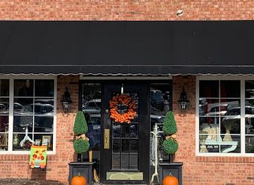 kentucky/lexington/shop/violets-boutique