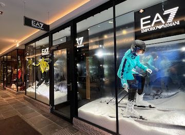 austria/kitzbuhel/shop/ea7