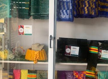 ghana/kumasi/asokwa/shop/akosua-s-kente