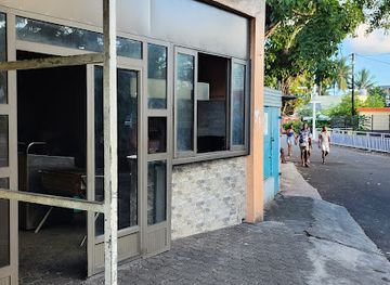 mauritius/belle-mare/shop/laval-leung-tseung