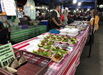 malaysia/langkawi-archipelago/shop/ulu-melaka-night-market-monday