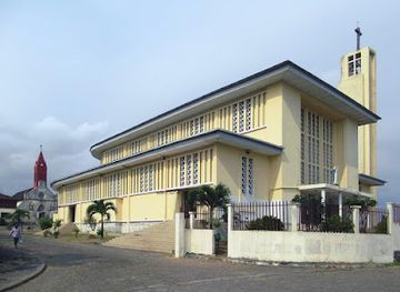 gabon/coastal-plains/shop/cathedrale-sainte-marie