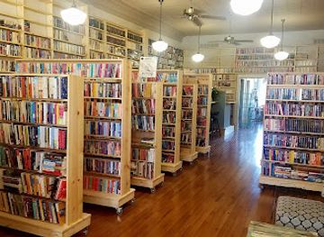 indiana/elkhart/shop/the-bookworm