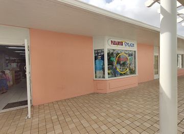 the-bahamas/nassau-and-paradise-island/shop/tortuga-rum-factory-retail-outlet