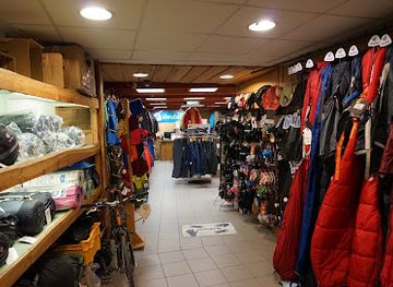 hungary/borzsony-mountains/shop/tengerszem-hiking-equipment