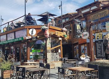 argentina/perito-moreno-glacier/shop/paseo-shopping