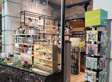 australia/melbourne/cbd-central-business-district/shop/monsterthreads-gift-shop-collins-street-melbourne