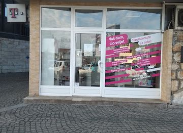 montenegro/zabljak/shop/t-com