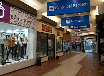 ecuador/azuay-region/shop/plaza-de-las-americas
