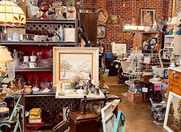 mississippi/the-pontotoc-ridge/shop/antiques-downtown
