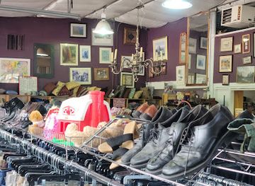 colorado/glenwood-springs/shop/community-thrift-treasure
