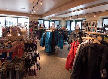 utah/deer-valley/shop/jans-at-the-st-regis-deer-valley