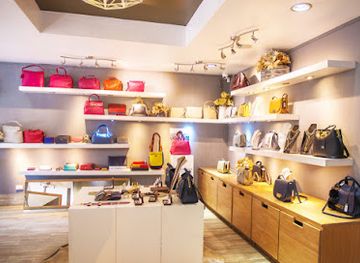 haiti/port-au-prince/shop/luminescence