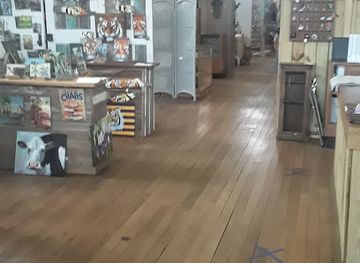 louisiana/false-river/shop/new-roads-antique-mall