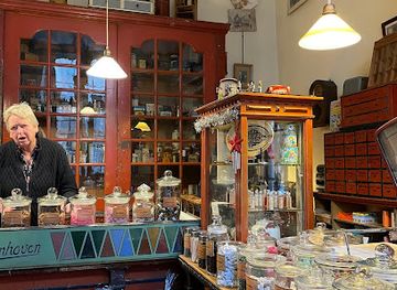 netherlands/delft/shop/shop-kouwenhoven