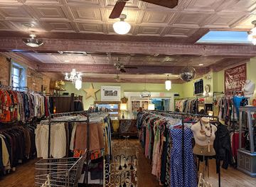 maryland/frederick/shop/venus-on-the-half-shell