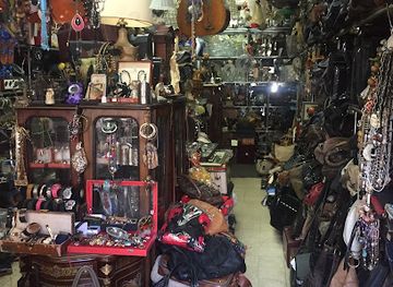 lebanon/mount-lebanon/shop/hamra-vintage