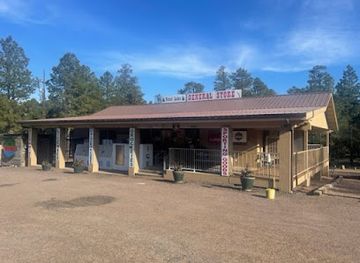 arizona/mogollon-rim/shop/forest-lakes-general-store