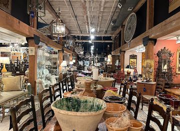 connecticut/stamford/harbor-point/shop/the-antique-and-artisan-gallery