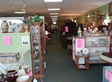 tennessee/highland-rim/shop/sissy-s-antiques-interiors