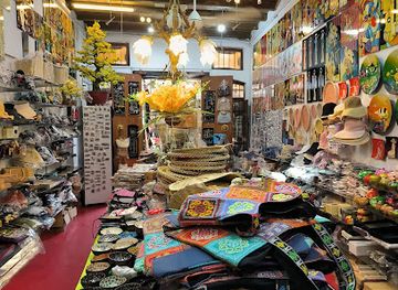 malaysia/george-town/shop/faboluos-souvenir-shop